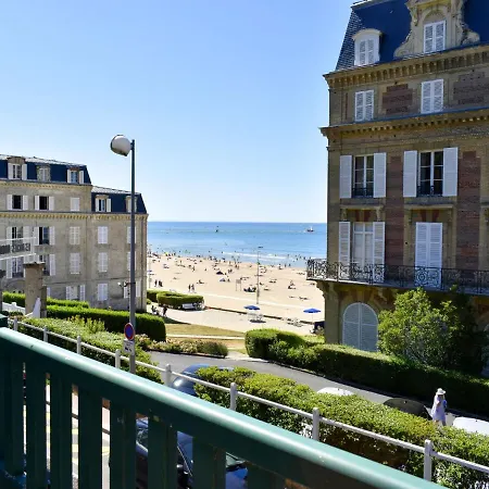 Apartment Les Roches By Interhome *
