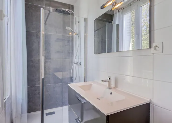 Appartement Les Roches By Interhome Trouville-sur-Mer